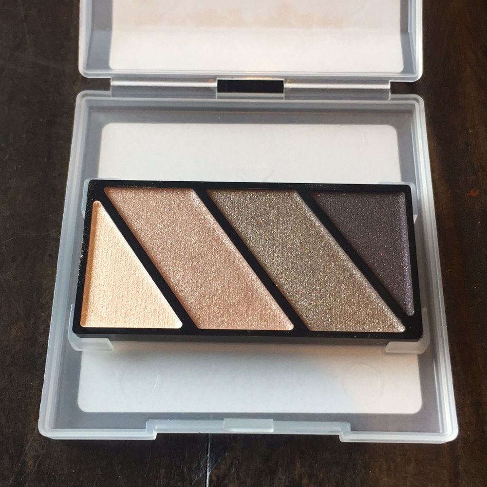 Chai Latte four mineral eye colors palette